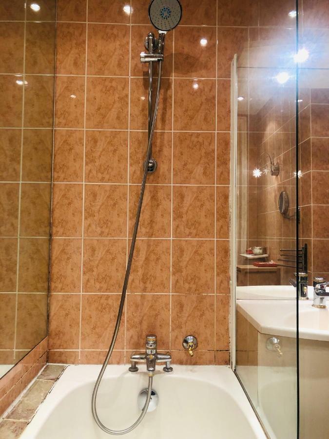 Champs Elysees Colisee Apartment *