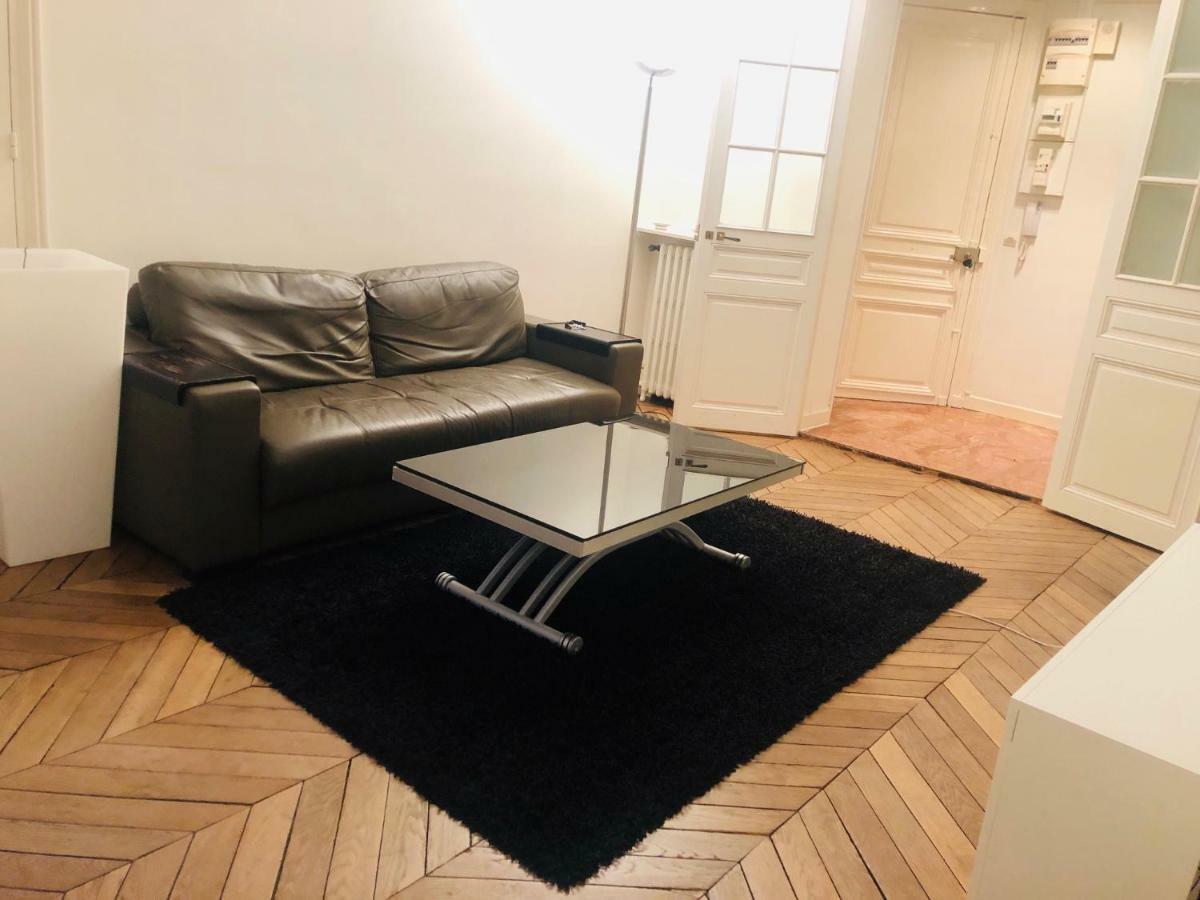 Apartment Champs Elysees Colisee